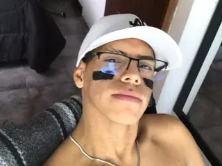 Streamate Free Porn Cam of Jhonnbooy