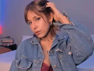 Streamate Best live sex cam show of Kiarahernandess
