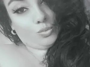 Streamate Watch Live Sex Cams of helenkling