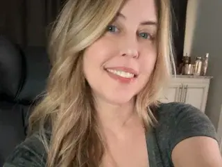 Streamate Adult Webcam of KayBayBees