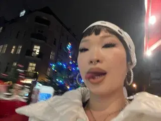 Streamate Nude Webcam of lolaspinner