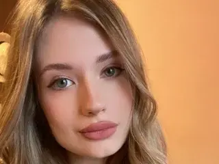 Streamate Sex Cam of SidneyGoddess