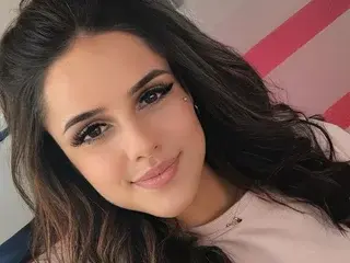 Streamate Watch Live Sex Cams of SeniGrandee