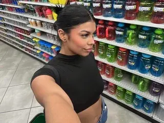 Streamate Free Live Porn of Victoria_broown