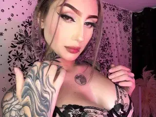 Streamate Free Porn Cam of SharikJordan