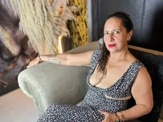 Streamate Adult Video Chat of Luna_Mature