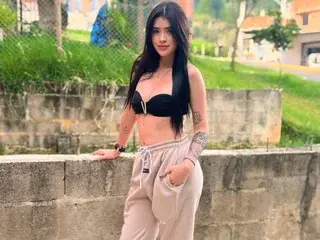 Streamate Live Sex Cam of MadissonVega