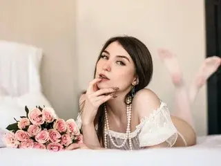 Streamate Watch Live Sex Cams of RoseReids