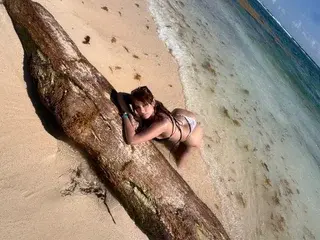 Streamate Nude Webcam of JuneEvanss