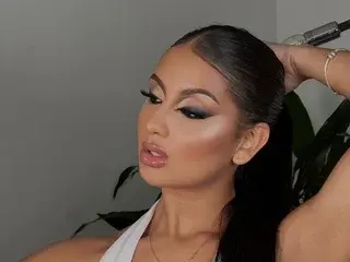 Streamate Free Porn Cam of Nina_Cravizz