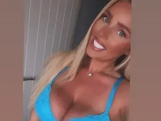 Streamate Live Sex of CandyKay25