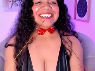 Streamate Adult Webcam of Yulesis_bigboobs