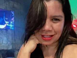 Streamate Adult Webcam of MatureAnika