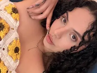 Streamate Best live sex cam show of AlanaBianco