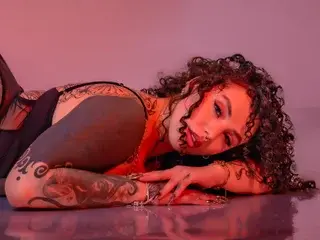 Streamate Watch Live Sex Cams of Alana_Ricci