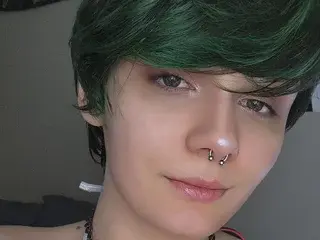 Streamate Sex Chat of BarelyOlivia