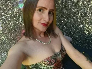 Streamate Free Porn Cam of RubiHolmes