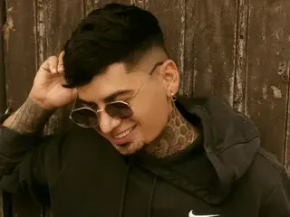 Streamate Free Live Porn of Sergio27