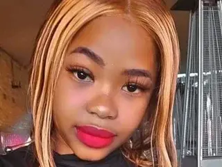 Streamate Sex Cam of EROTICBARBIE30