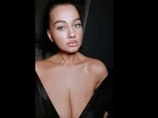 Streamate Live Sex Cam of Babybelinda
