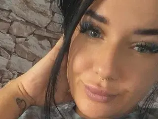 Streamate Nude Webcam of FitnesMilfy
