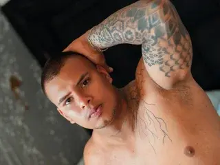 Streamate Live Porn of LucasFoxtter