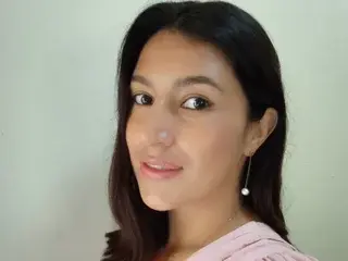 Streamate Adult Webcams of SarahFriendly