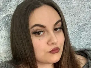 Streamate Live Sex of ElviraJoness