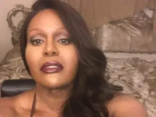 Streamate Sex Cam of les_bains69