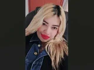 Streamate Adult Webcam of LadyBigTitts