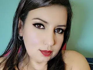 Streamate Adult Webcams of NastyMessyBitch