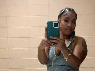 Streamate Adult Webcams of Lowkeyykasey