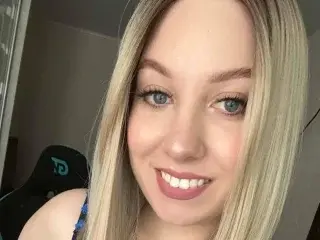 Streamate Sex Chat of Luna_Gaze