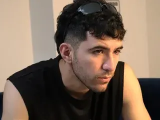 Streamate Free Live Porn of MaikyStar