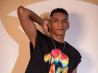 Streamate Live Porn of JulientSaint