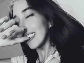 Streamate Live Porn of Lissandra222