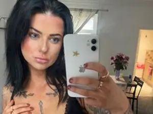 Streamate Sex Cam of RoseGirlX
