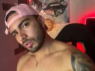 Streamate Sex Chat of hairyboyx