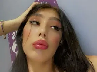 Streamate Best Webcam of NICOLSKINNY19