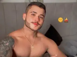 Streamate Sex Chat of ADANVEGA13
