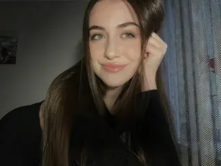 Streamate Nude Webcam of SashaShin