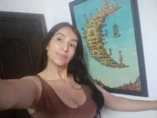 Streamate Live Porn of NahomyRoose