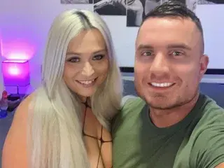 Streamate Free Porn Cam of SweetClover77