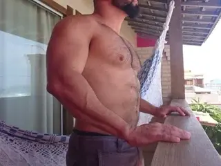 Streamate Free Porn Cam of Beardhotman