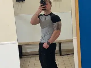 Streamate Sex Chat of Athleticman56