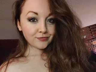 Streamate Live Sex Cam of SilaSwitch