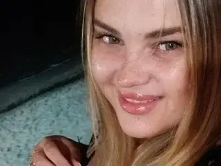 Streamate Live Porn of Siren_Irenka