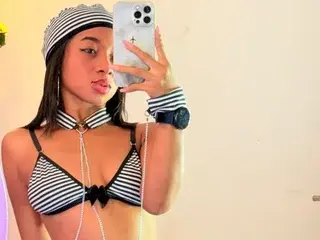Streamate Free Porn Cam of Karol_Mejia