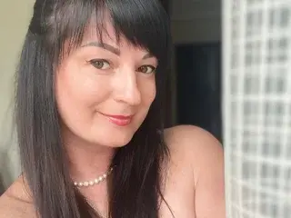 Streamate Sex Cam of IraCherryNow