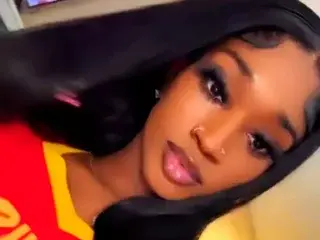 Streamate Nude Webcam of XqueenBigcock